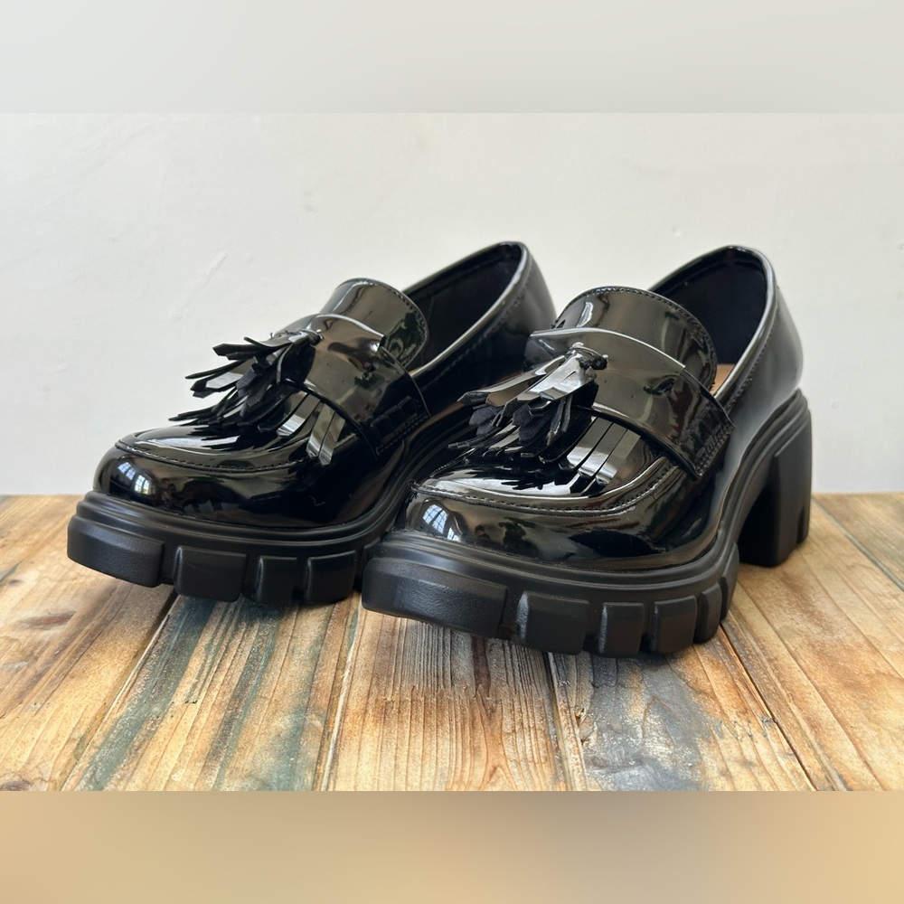 JustFab JF Sofia Faux Patent Black Leather Oxford Loafers Women's Size 6